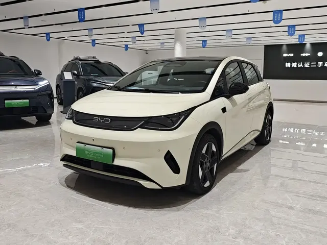 BYD Dolphin 2025 Smart Drive Edition 520km Knight Version