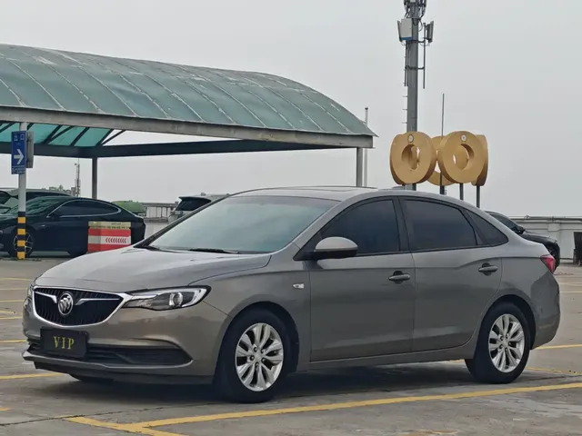 Buick Excelle 2018 15T Dual Clutch Elite (China V)