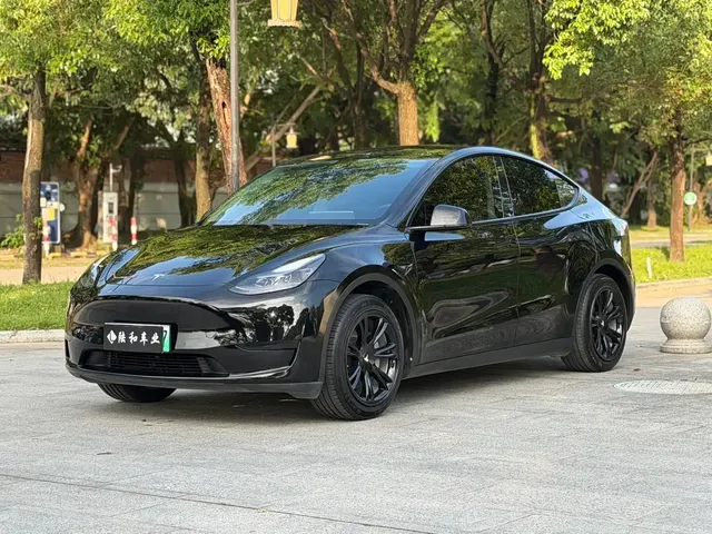Tesla Model Y 2022 Facelift Rear-Wheel Drive Version