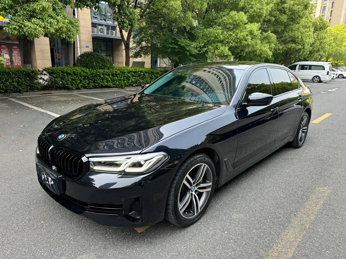 BMW 5 Series 2021 530Li Leading Luxury Package