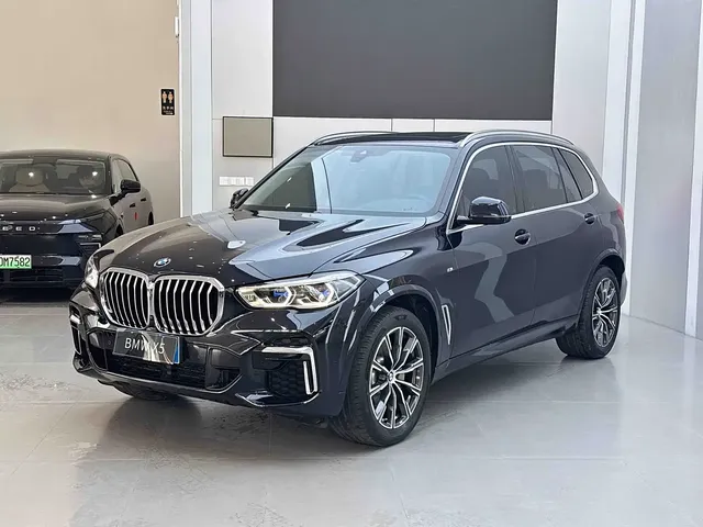 BMW X5 2022 Facelift xDrive 30Li Premium M Sport Package