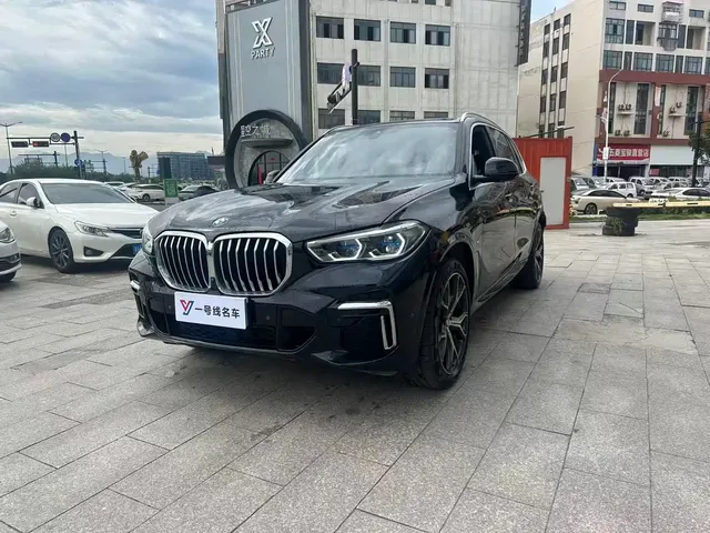 BMW X5 2022 Facelift xDrive 40Li M Sport Package