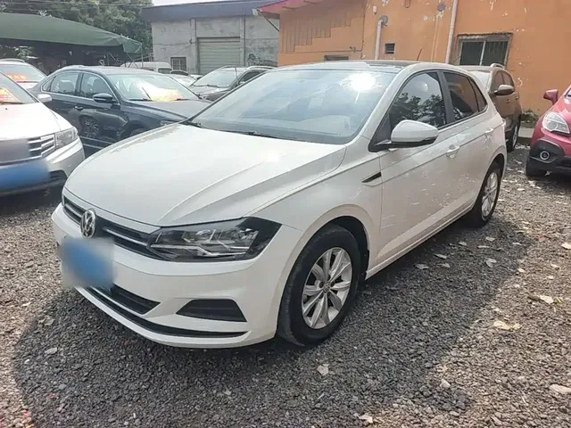 Volkswagen Polo 2019 Plus 1.5L Automatic Colorful Tech Edition