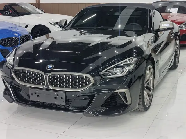 BMW Z4 2022 M40i M Sport Performance
