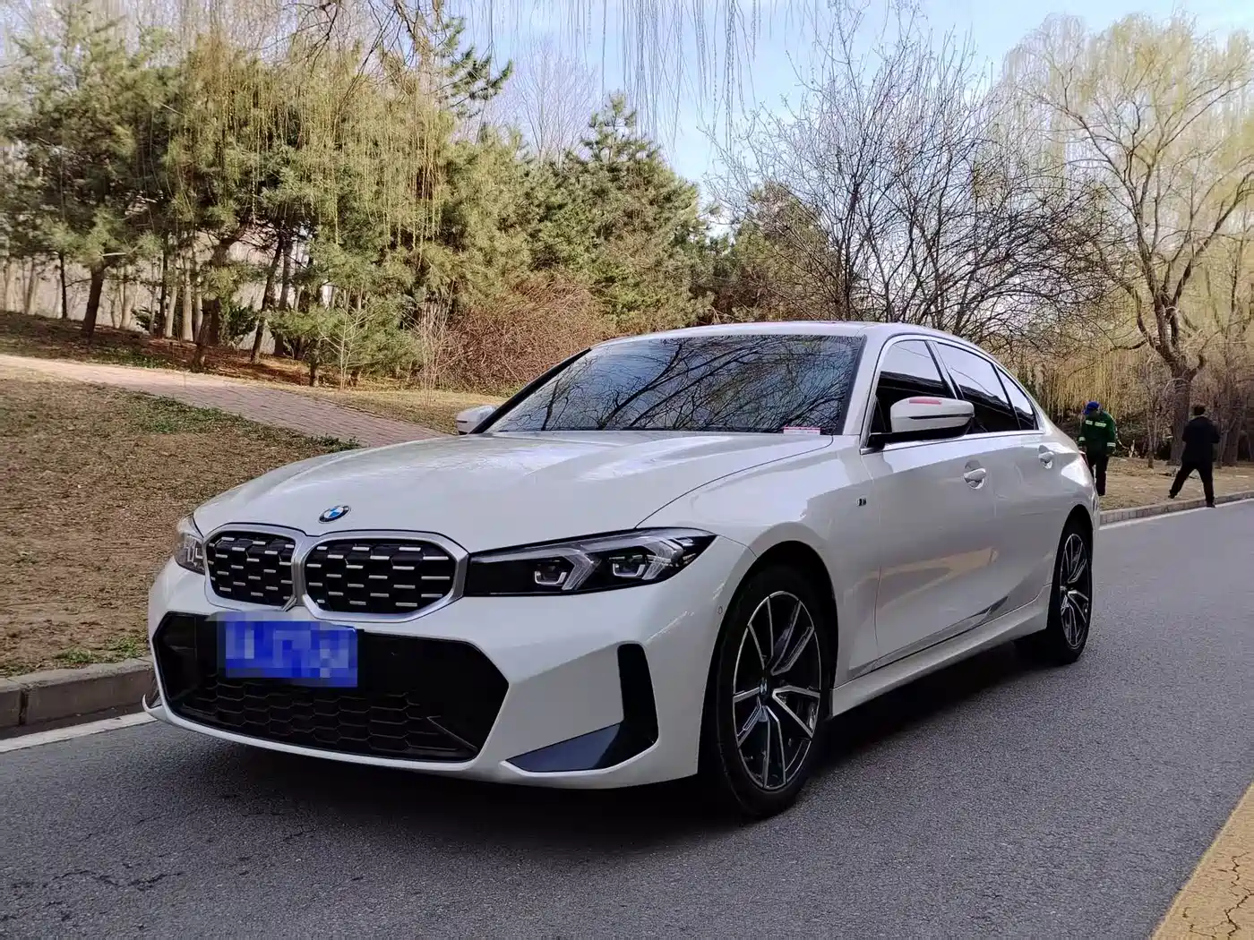 BMW 3 Series 2023 325Li M Sport Package
