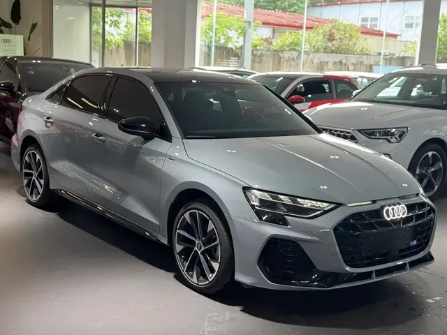 Audi A3 2025 Facelift A3L Limousine 35TFSI Flying Spur Premium