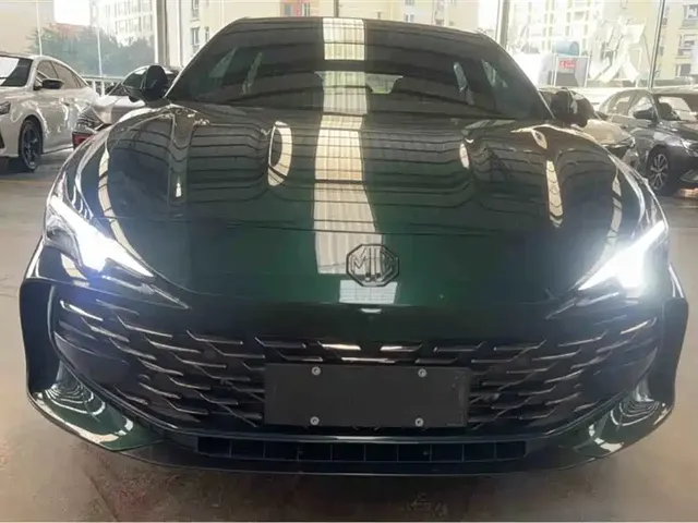 MG 7 2023 2.0T Automatic Hunting Beauty Luxury Edition