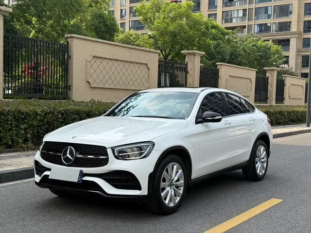 Mercedes-Benz GLC Coupe 2020 GLC 260 4MATIC Coupe SUV