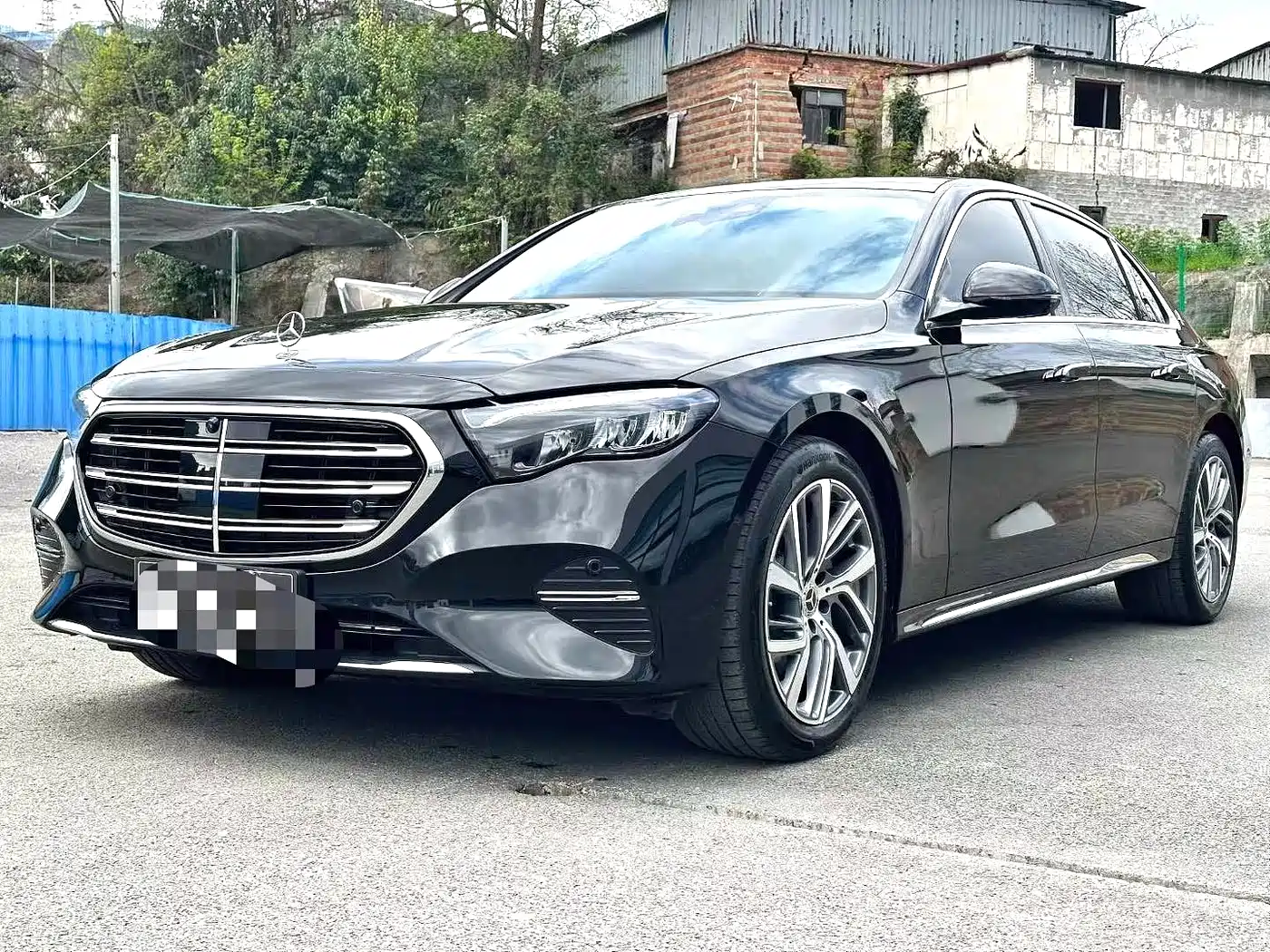 Mercedes-Benz E-Class 2025 E 300 L Fashion