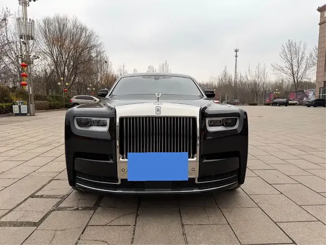 Rolls-Royce Phantom 2018 6.7T Long Wheelbase Version