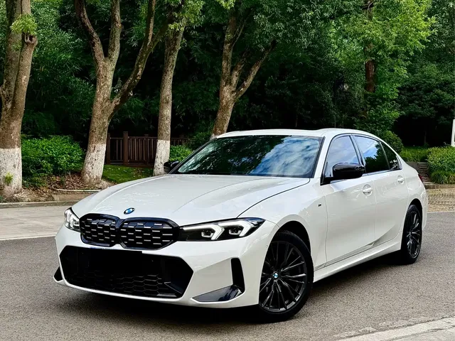 BMW 3 Series 2023 325Li M Sport Black Night Package