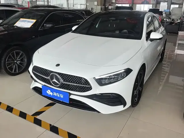 Mercedes-Benz A-Class 2024 A 200 L Fashion Edition