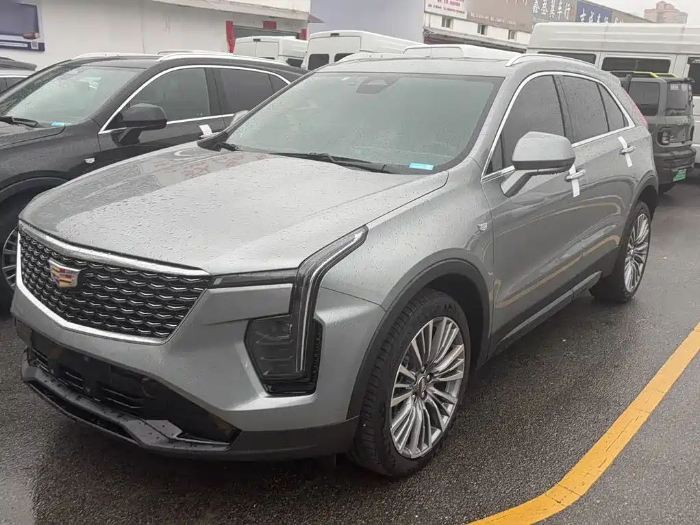 Cadillac XT4 2024 28T 2WD Premium