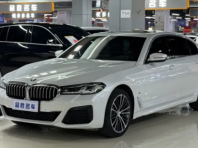 BMW 5 Series 2022 530Li Leading M Sport Package