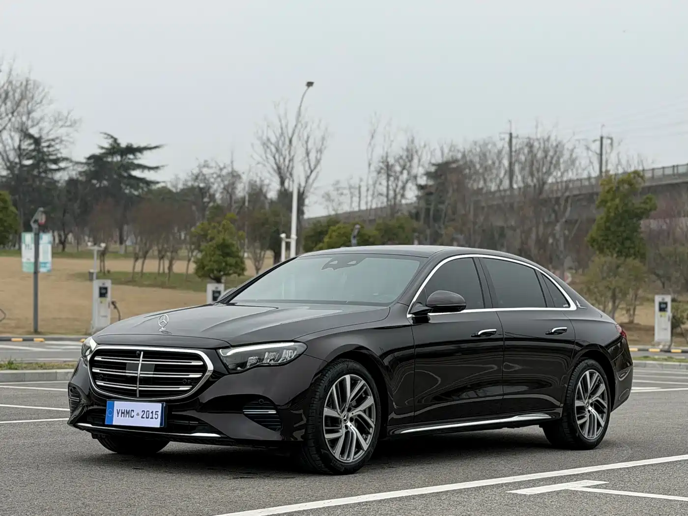 Mercedes-Benz E-Class 2024 E 300 L Fashion