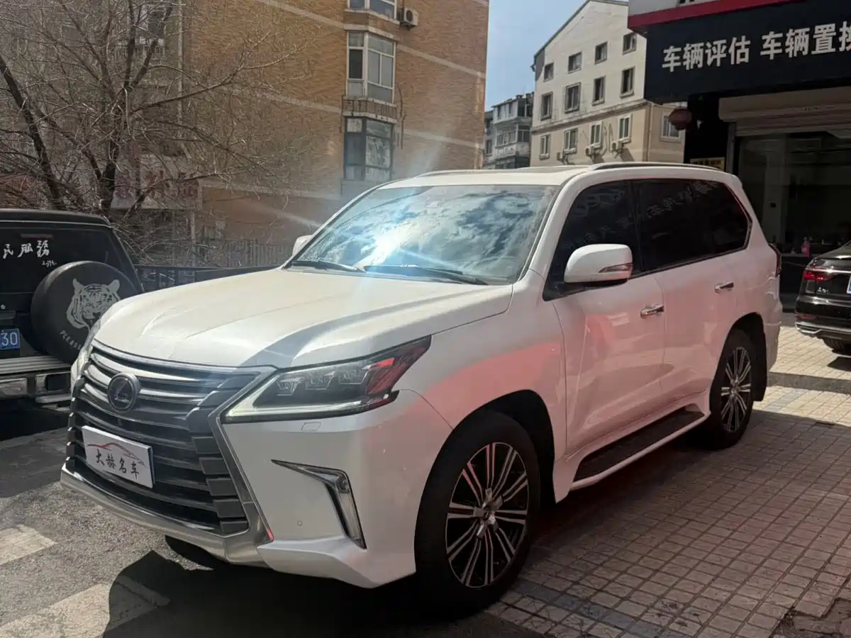 Lexus LX 2019 570 Prestige Luxury Edition