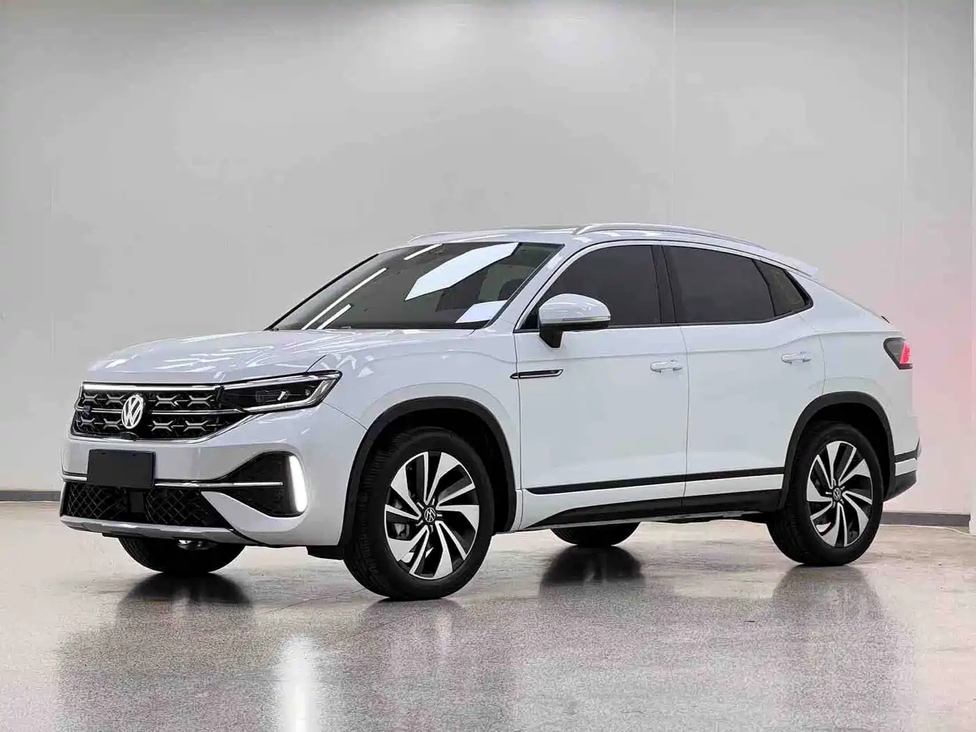 Volkswagen Tayron X 2024 330TSI 2WD Premium High-Performance Edition
