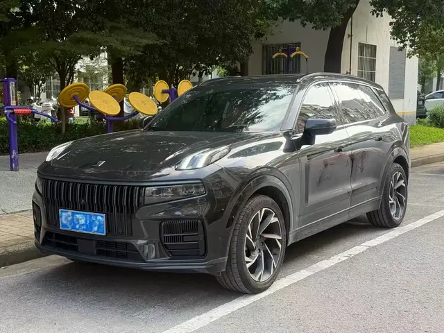 Lynk & Co 09 2021 2.0T Halo 7-seater