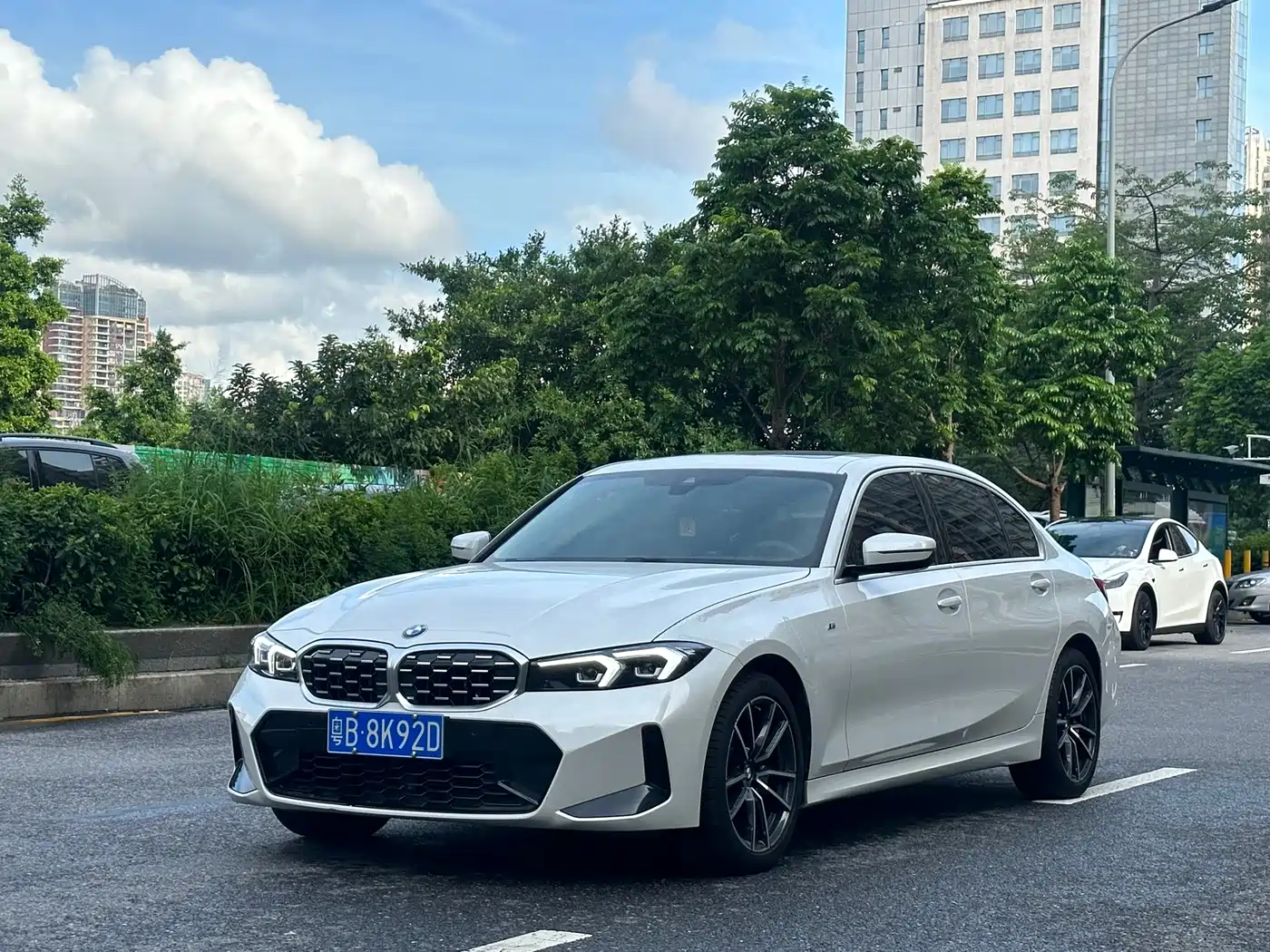 BMW 3 Series 2025 325Li M Sport Package