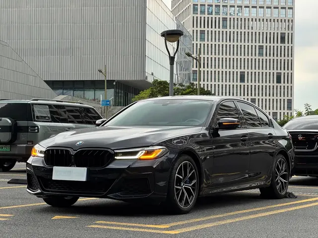 BMW 5 Series (Import) 2022 Facelift 530i Style Edition M Sport Package