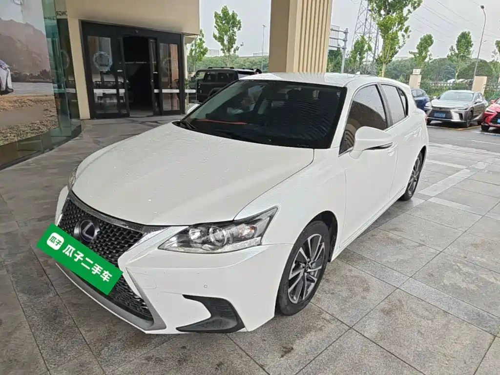 Lexus CT 2017 CT200h Elite Edition (Single Color) China VI