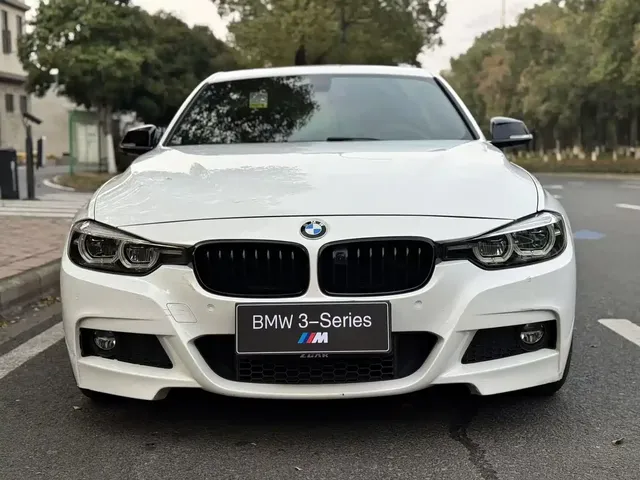 BMW 3 Series 2019 320i M Sport Black Night Edition