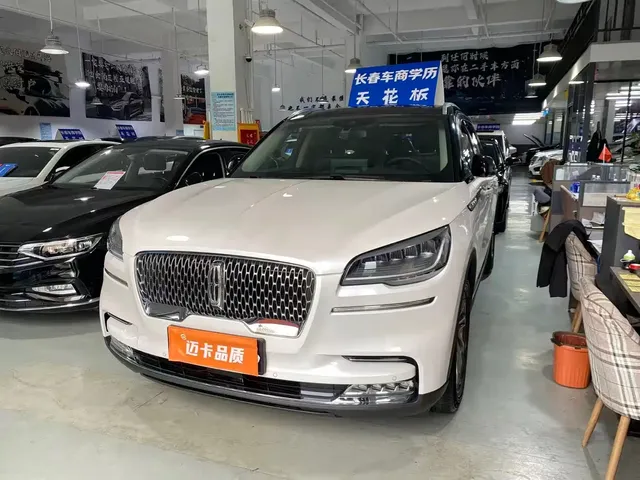 Lincoln Aviator 2021 3.0T V6 4WD Premium Edition