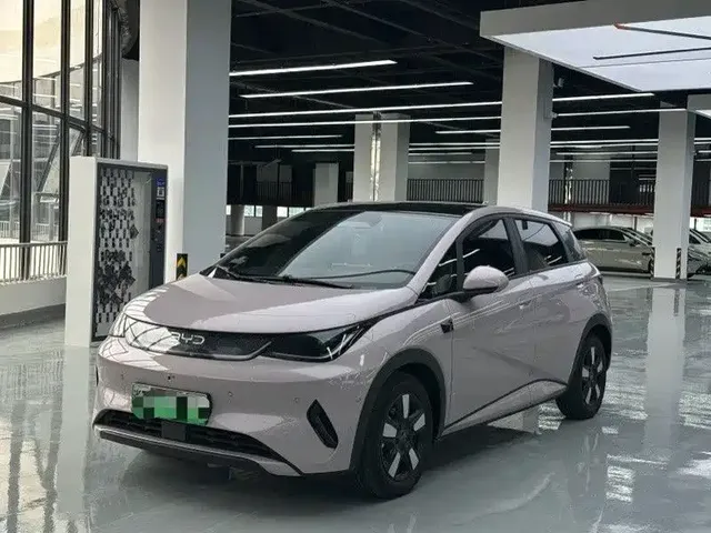 BYD Dolphin 2025 Smart Drive Edition 410km Fashion Version
