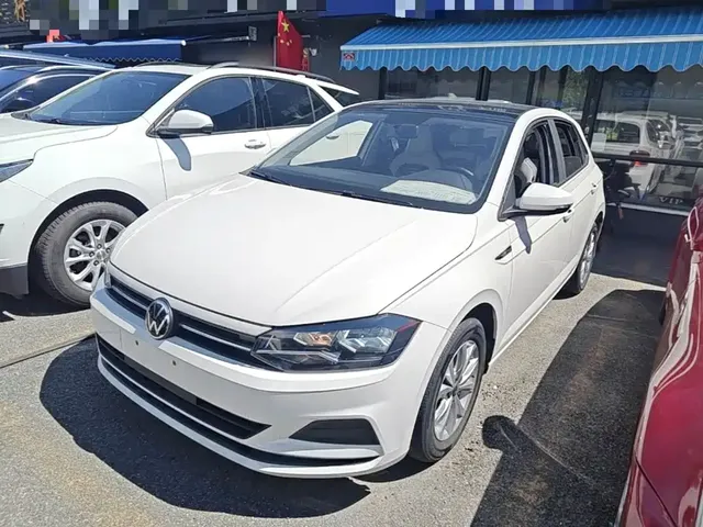 Volkswagen Polo 2021 Plus 1.5L Automatic Colorful Tech Edition
