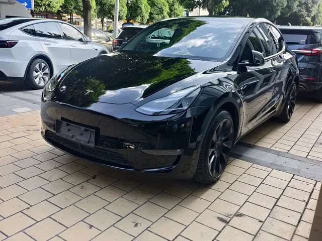 Tesla Model Y 2023 Long Range All-Wheel Drive Edition