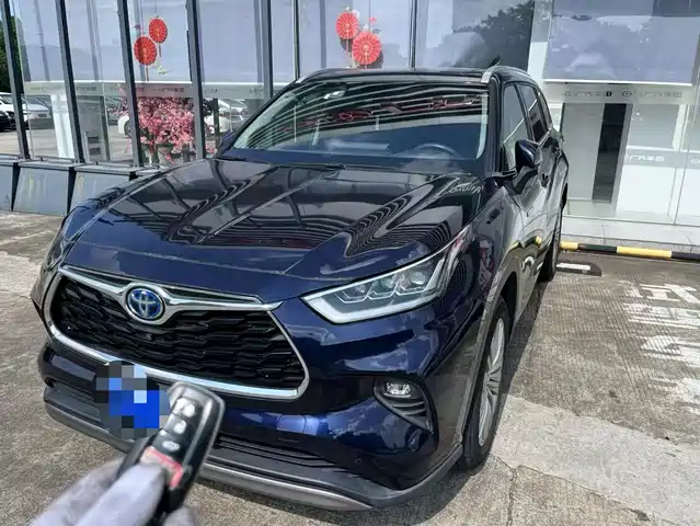 Toyota Highlander 2022 Dual Engine 2.5L 4WD Supreme Edition 7-Seater