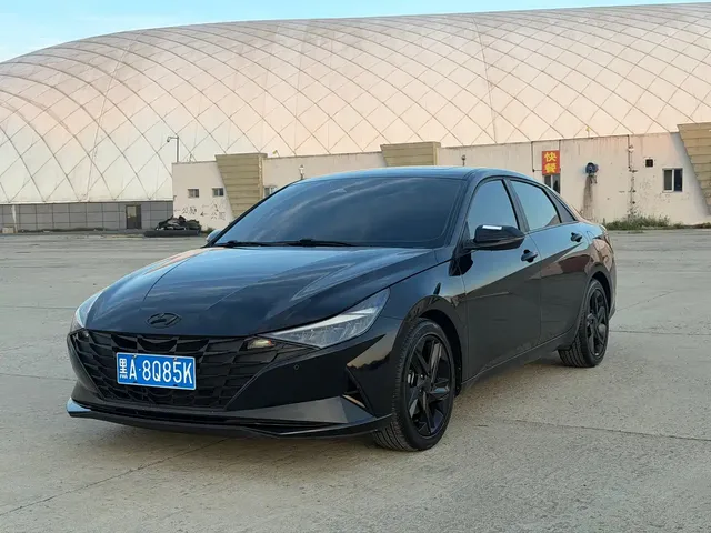 Hyundai Elantra 2022 1.5L CVT LUX Black Knight Limited Edition