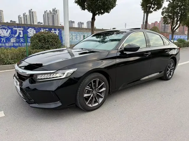 Honda Inspire 2022 260TURBO Deluxe Edition