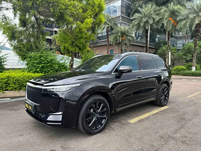 Li Auto Li ONE 2020 Extended Range 6-seater