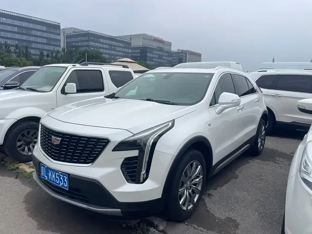 Cadillac XT4 2021 28T FWD Luxury Edition