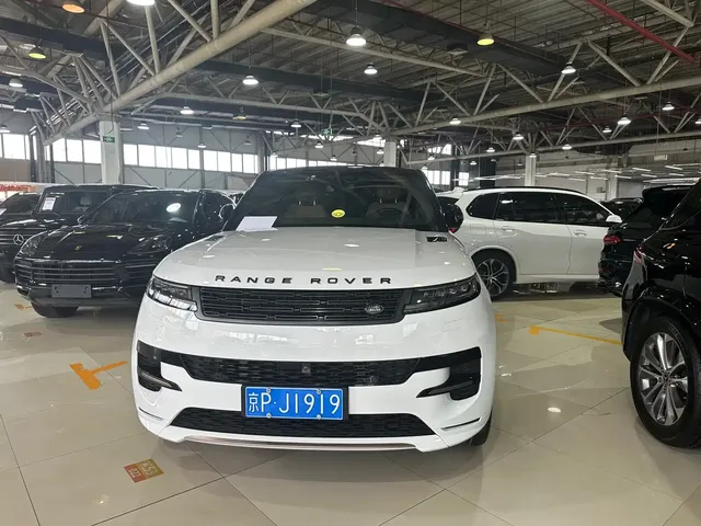 Land Rover Range Rover Sport 2024 400PS Dynamic SE