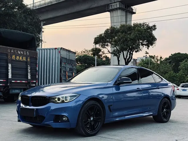 BMW 3 Series GT 2020 320i M Sport Black Night Edition