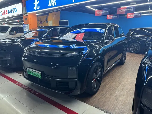 Li Auto Li L8 2025 Pro Smart Renewal Edition