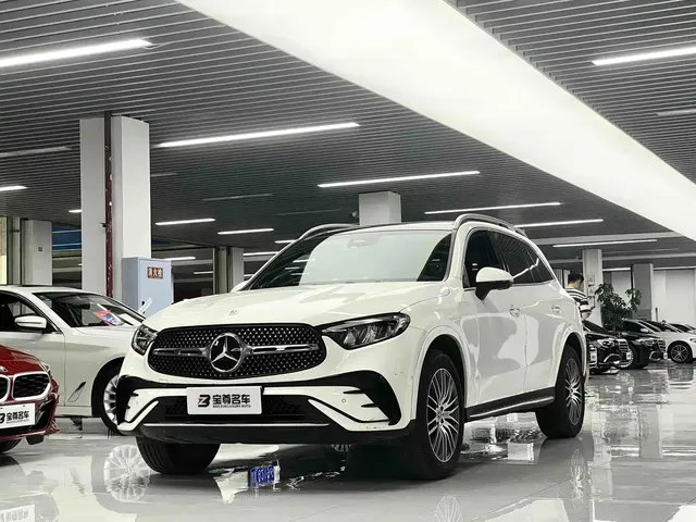 Mercedes-Benz GLC 2023 Facelift GLC 260 L 4MATIC Sport 5-Seater