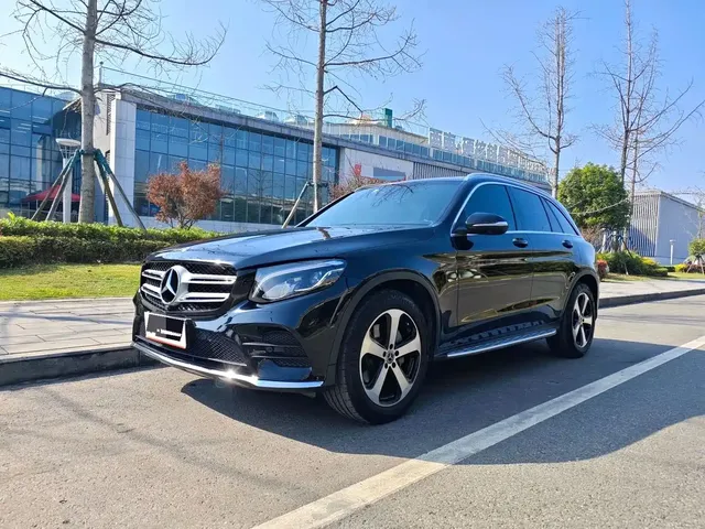 Mercedes-Benz GLC 2018 Facelift GLC 260 4MATIC Luxury