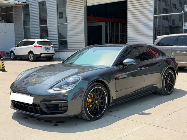 Porsche Panamera 2023 Facelift Panamera 2.9T Platinum Edition