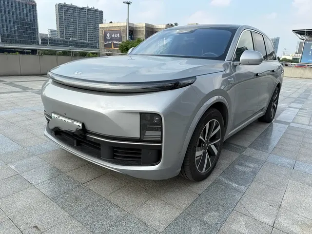 Li Auto Li L8 2023 Pro