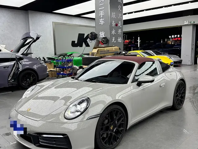 Porsche 911 2023 Targa 4 3.0T