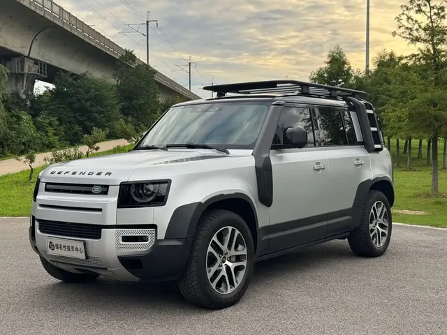 Land Rover Defender 2020 Model 110 P400 X
