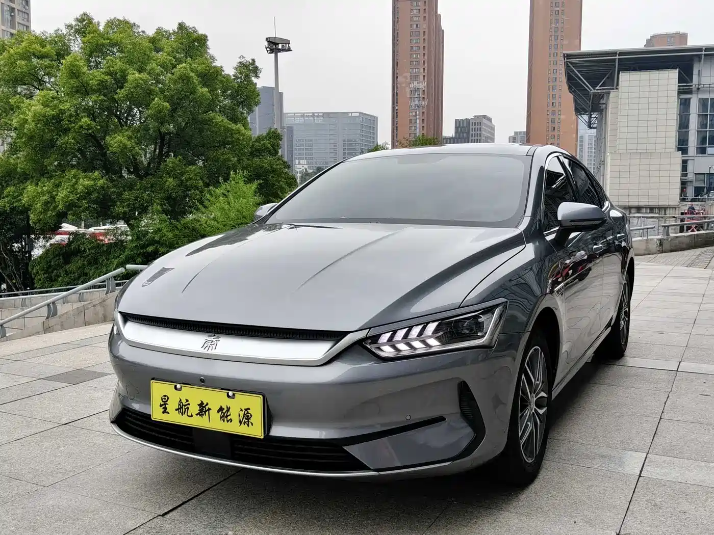 BYD Qin PLUS 2024 Glory Edition EV 420KM Surpass