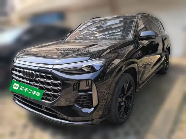 Audi Q6 2024 50 TFSI quattro Black Warrior Edition 6-seater