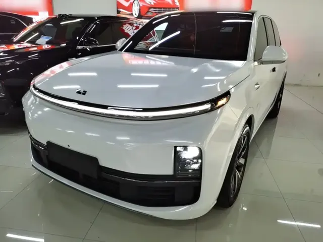 Li Auto Li L8 2023 Pro
