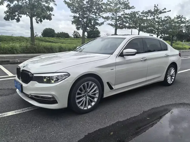 BMW 5 Series 2018 Facelift 530Li Leading Luxury Package