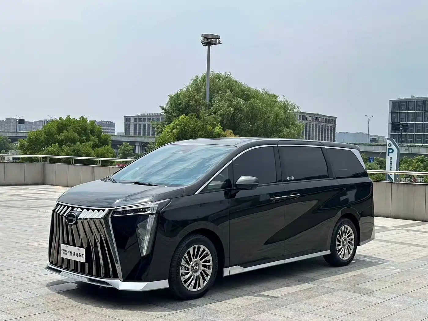 GAC Trumpchi M8 2024 Patriarch Series 400T Ultimate Edition