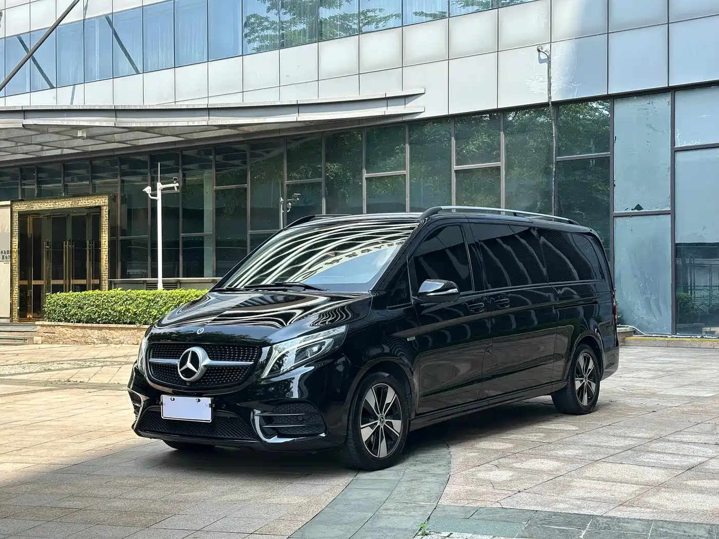 Mercedes-Benz V-Class 2020 Model V 260 L Long Wheelbase Luxury